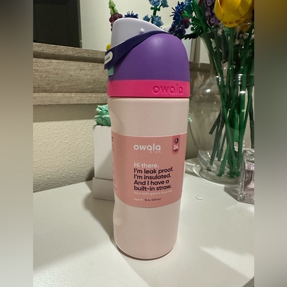 Kids Pink and Purple OWALA Insulated Water Bottle - Picture 4 of 4